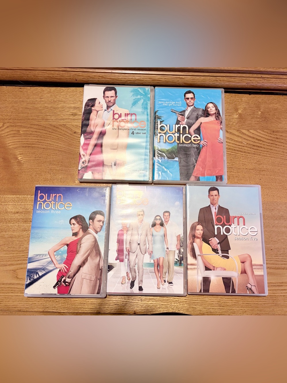 Burn Notice TV Show DVDs - Picture 2 of 8